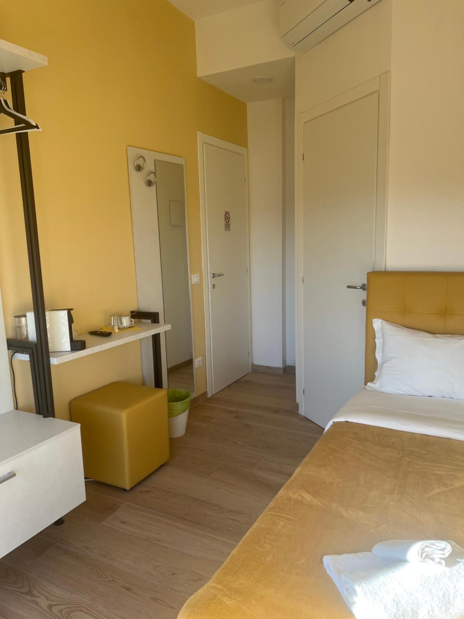 La Corte Del Sant'Orsola Residence Bologna Esterno foto